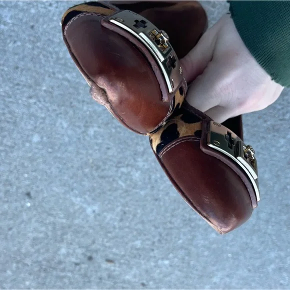 Tory Burch Leopard Print Flats with Gold Accents - Picture 6 of 10